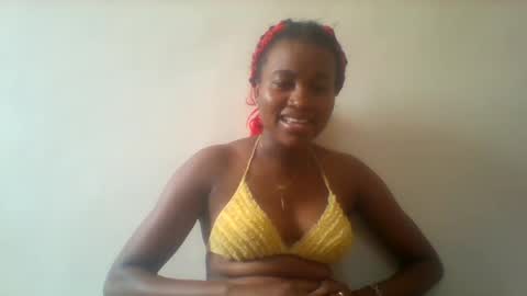 Snapshot of blondebarbiey chatting on 02/24/25, 07:55 blonde online show from 02/24/25, 07:55