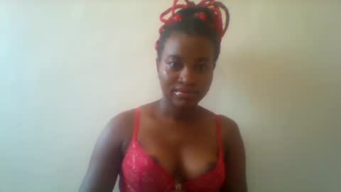 Snapshot of blondebarbiey chatting on 02/27/25, 05:24 blonde online show from 02/27/25, 05:24