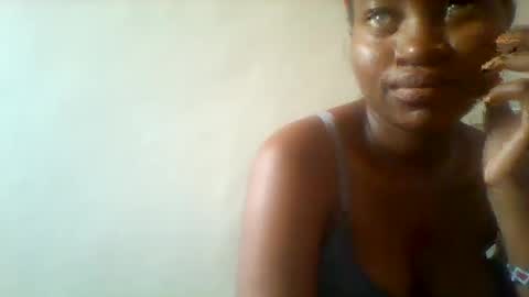 Snapshot of blondebarbiey chatting on 02/28/25, 05:26 blonde online show from 02/28/25, 05:26