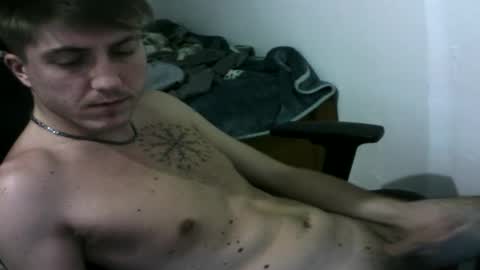 Snapshot of blondebat chatting on 01/30/25, 12:39 blondebat online show from 01/30/25, 12:39