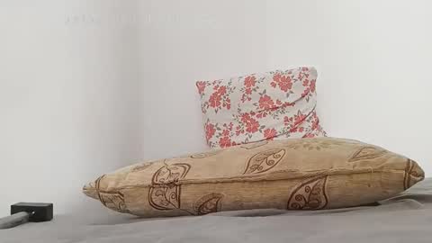 Snapshot of blondebat chatting on 02/03/25, 11:42 blondebat online show from 02/03/25, 11:42