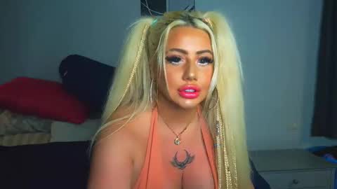 blondedolltia online show from 11/13/25, 03:55
