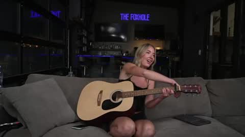 blondefoxsilverfox online show from 07/15/26, 02:55
