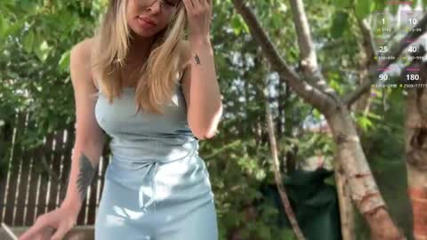 OnlyFans livia77   twitter liv20 4u online show from 05/19/26, 05:58