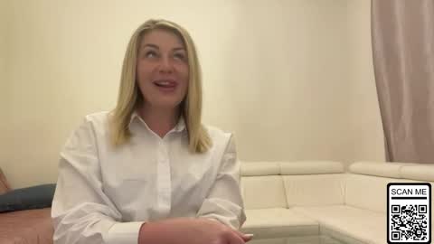 Snapshot of blondie_xoxoxo chatting on 05/12/26, 10:51 blondie_xoxoxo online show from 05/12/26, 10:51