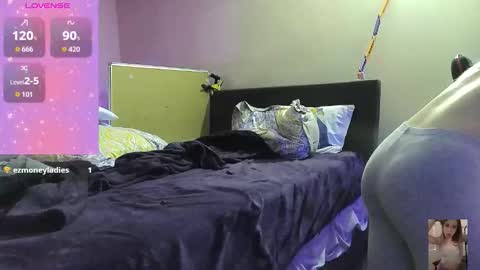 Bubbles online show from 10/16/25, 01:50