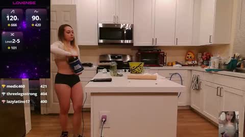 Bubbles online show from 10/31/25, 12:17