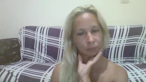 BlondiePam online show from 10/18/25, 05:57