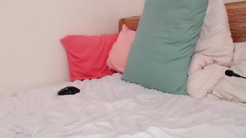 Sasha online show from 01/05/25, 05:51