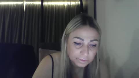 Snapshot of blondkitti chatting on 10/16/25, 06:53 Iren online show from 10/16/25, 06:53