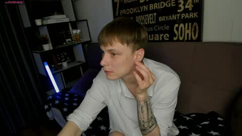 Snapshot of blondvibe chatting on 05/15/26, 09:22 Alik online show from 05/15/26, 09:22