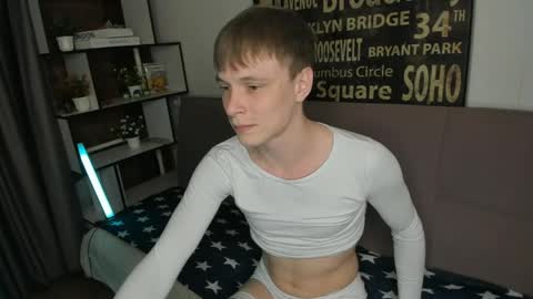 Snapshot of blondvibe chatting on 05/19/26, 09:21 Alik online show from 05/19/26, 09:21