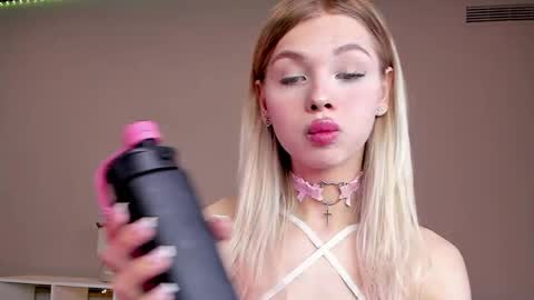 blondy_fina online show from 03/20/26, 04:39