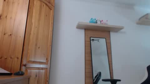 blondyelena online show from 03/25/26, 08:53