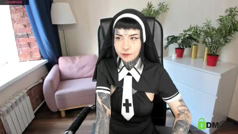 Snapshot of blood__mary chatting on 06/05/26, 12:00 Mary online show from 06/05/26, 12:00