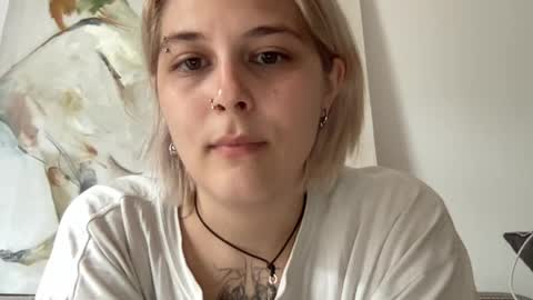 Ella online show from 07/04/26, 08:42