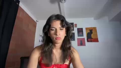 Bella Bloom ts online show from 10/18/25, 03:53