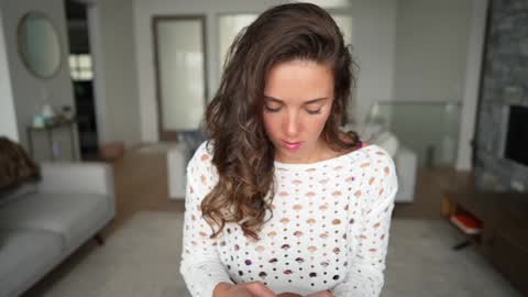 Snapshot of bloomyogi chatting on 01/10/25, 08:26 Emma Bloom online show from 01/10/25, 08:26