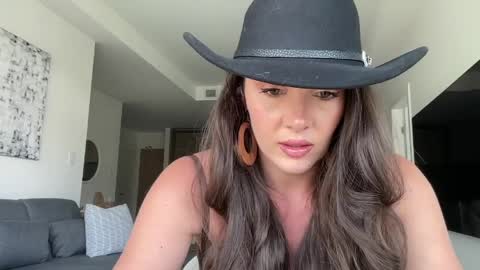Emma Bloom online show from 05/09/26, 09:42