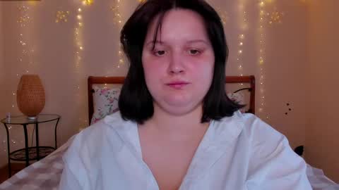 Snapshot of blossom_soniya chatting on 05/02/26, 01:43 blossom_soniya online show from 05/02/26, 01:43