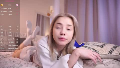 Adeline online show from 02/12/26, 05:57