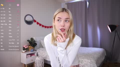 Adeline online show from 03/04/26, 06:19