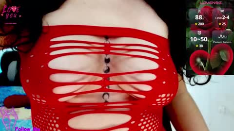 Snapshot of blue_dance chatting on 02/08/25, 03:52 susan  online show from 02/08/25, 03:52