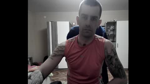 Runaway online show from 06/03/26, 06:46