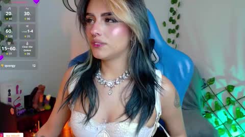 blue_kittenn online show from 09/13/25, 06:35