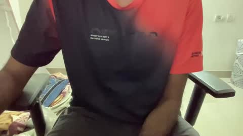 blue_streak3290 online show from 12/31/24, 04:57