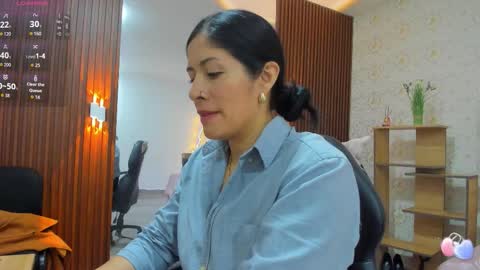 blue_tay1 online show from 09/09/25, 11:43