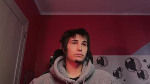 Snapshot of blue_w0rld chatting on 10/15/25, 07:08 SONNYVAN online show from 10/15/25, 07:08