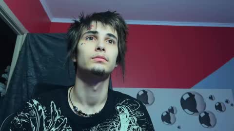 Snapshot of blue_w0rld chatting on 10/19/25, 02:56 SONNYVAN online show from 10/19/25, 02:56