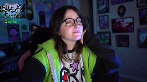 Blue online show from 01/17/25, 03:12