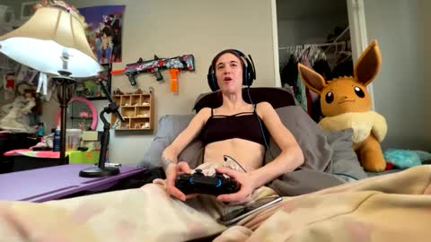 Snapshot of bluebloodednorsewitch chatting on 01/20/25, 11:10 bluebloodednorsewitch online show from 01/20/25, 11:10