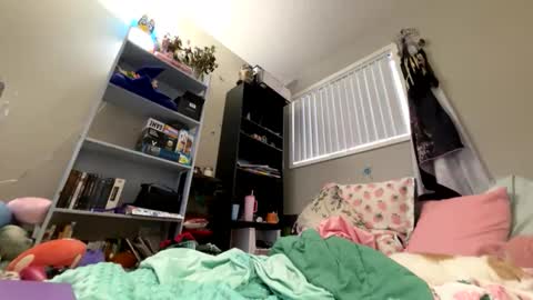 Snapshot of bluebloodednorsewitch chatting on 02/20/26, 11:38 bluebloodednorsewitch online show from 02/20/26, 11:38