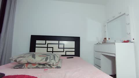 bluediamond_ online show from 01/18/25, 01:41