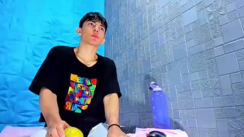 blueestar03 online show from 12/09/24, 12:19