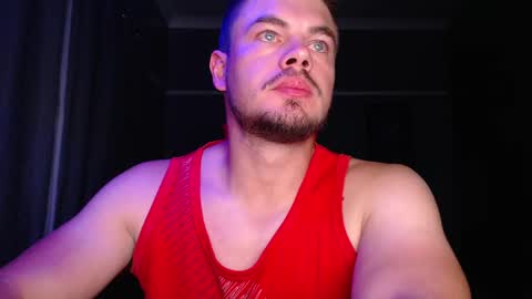 blueeyeboy0 online show from 12/05/24, 08:00