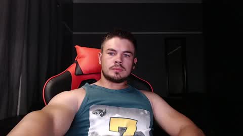 blueeyeboy0 online show from 12/08/24, 07:22