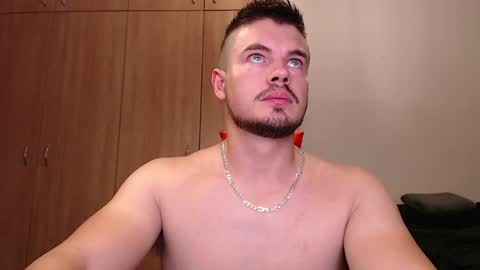 blueeyeboy0 online show from 01/11/25, 08:21