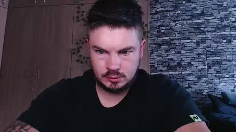 blueeyeboy0 online show from 10/13/25, 12:05