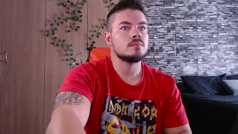blueeyeboy0 online show from 04/28/26, 10:31