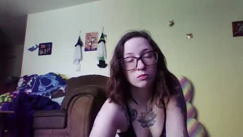 Blueeyedbeauty online show from 06/02/26, 08:33