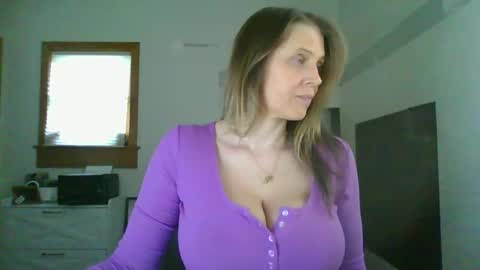 BlueEyedDDVixen online show from 02/03/26, 02:33