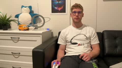 blueeyedtallguy online show from 12/15/24, 04:40