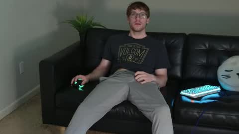 blueeyedtallguy online show from 09/13/25, 04:40