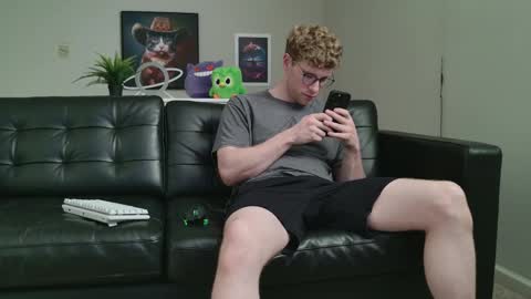 blueeyedtallguy online show from 09/26/25, 10:47