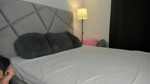 blueeyeslexxxy online show from 04/19/26, 07:18