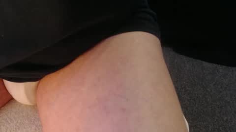 blueeyesn8 online show from 09/26/25, 06:39